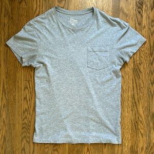 Gray broken-in pocket tee